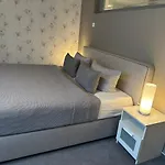 Monopol Apartment