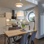 Apartment Monopol Apartments