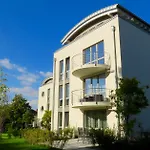 Monopol Apartment *