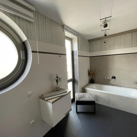 Monopol Apartmán