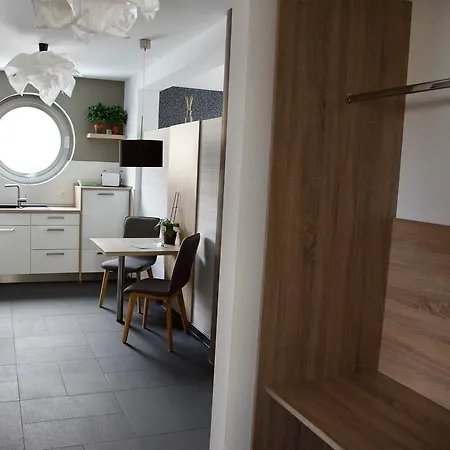 Monopol شقة فيرنغروده